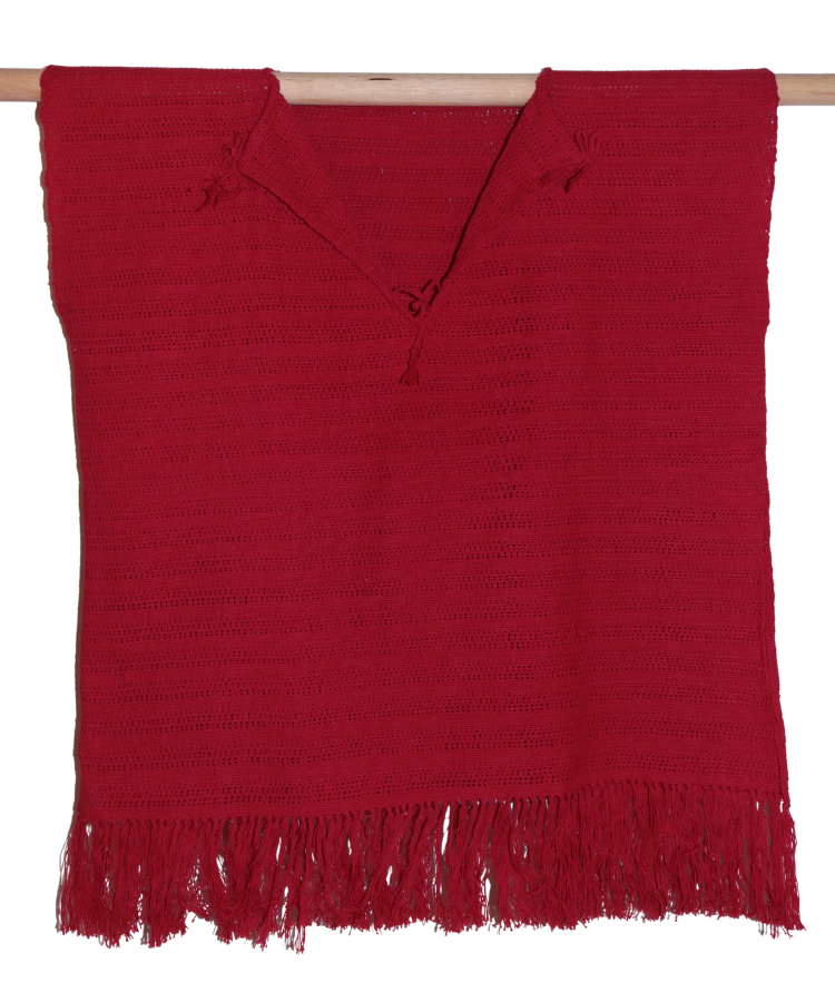 Blusa cuello redondo y mariposa