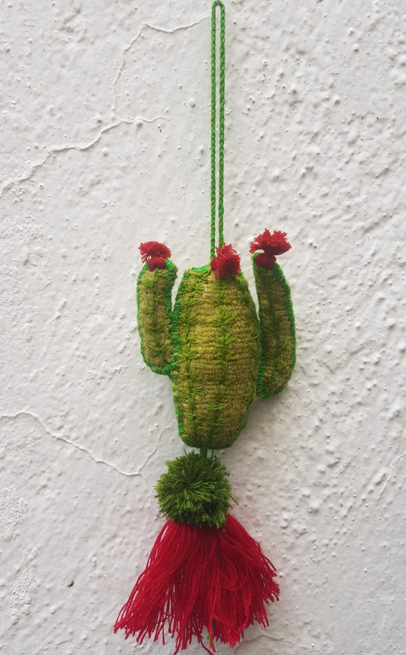 Cactus. Colgantes de Lana