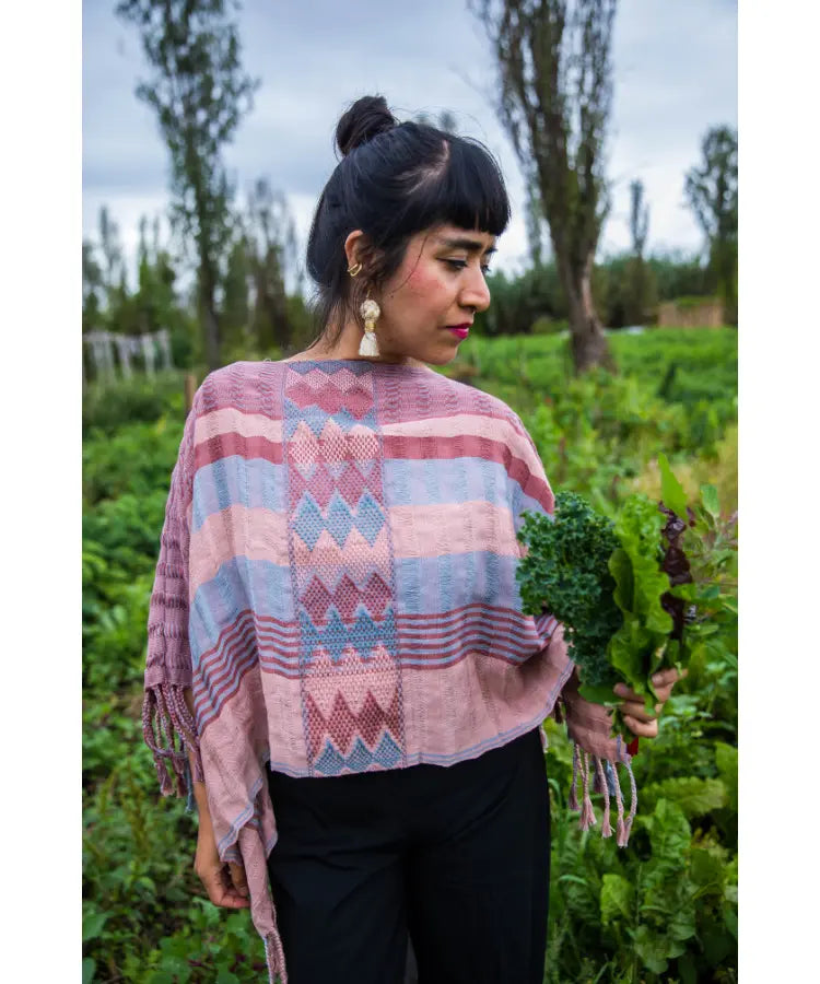 >>Poncho Invertido