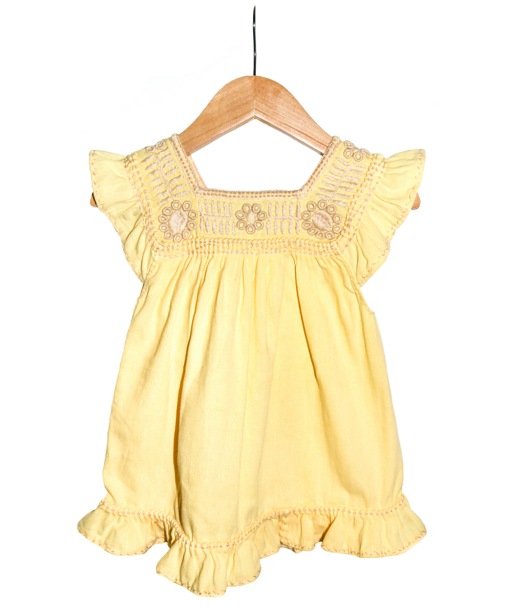 Vestido con Vuelo